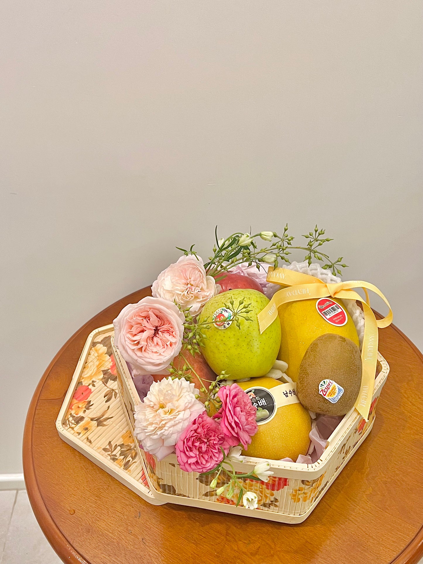 Fresh fruit & flowers basket